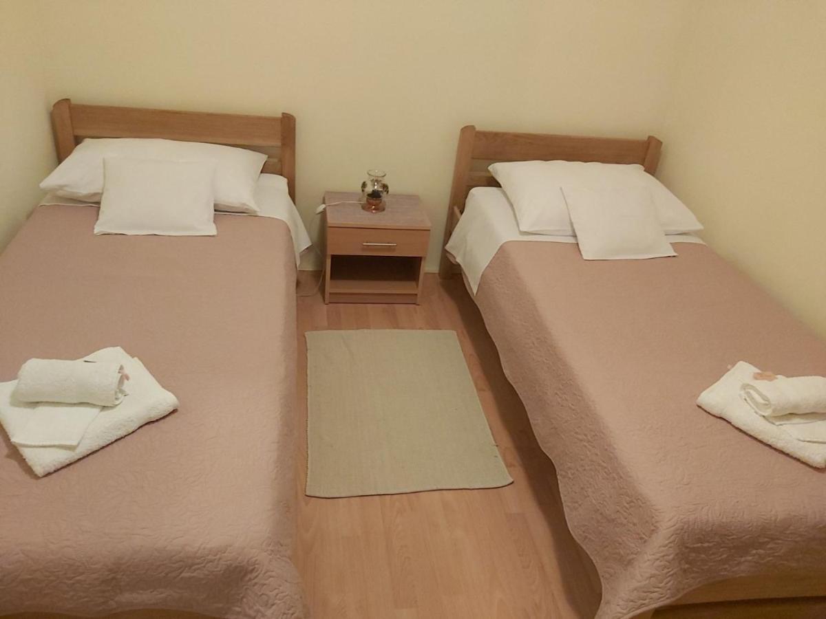 スクラーディンApartman Rosaアパートメント エクステリア 写真